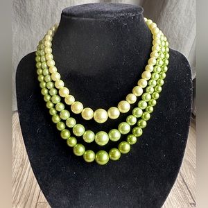 Green 3-Strand Vintage Faux Pearl Necklace